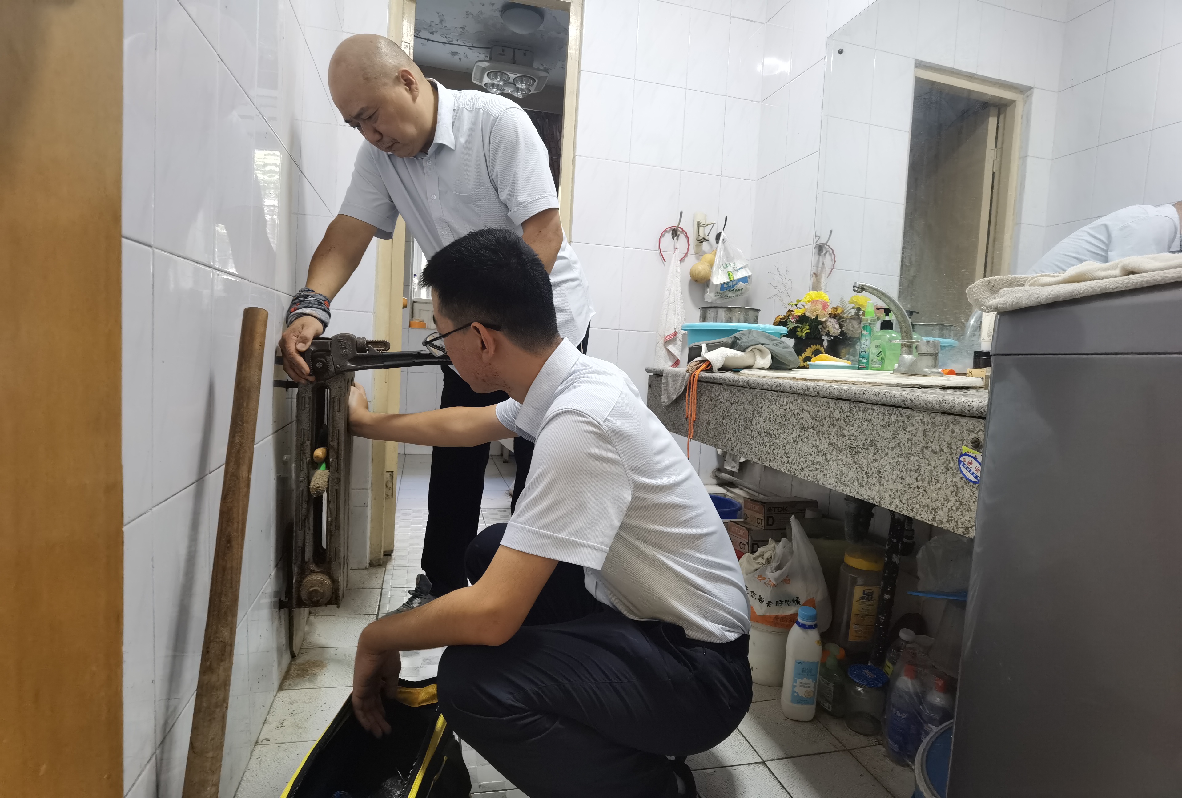 鉴黑担保网(jhdbw)·最具权威唯一维权担保平台