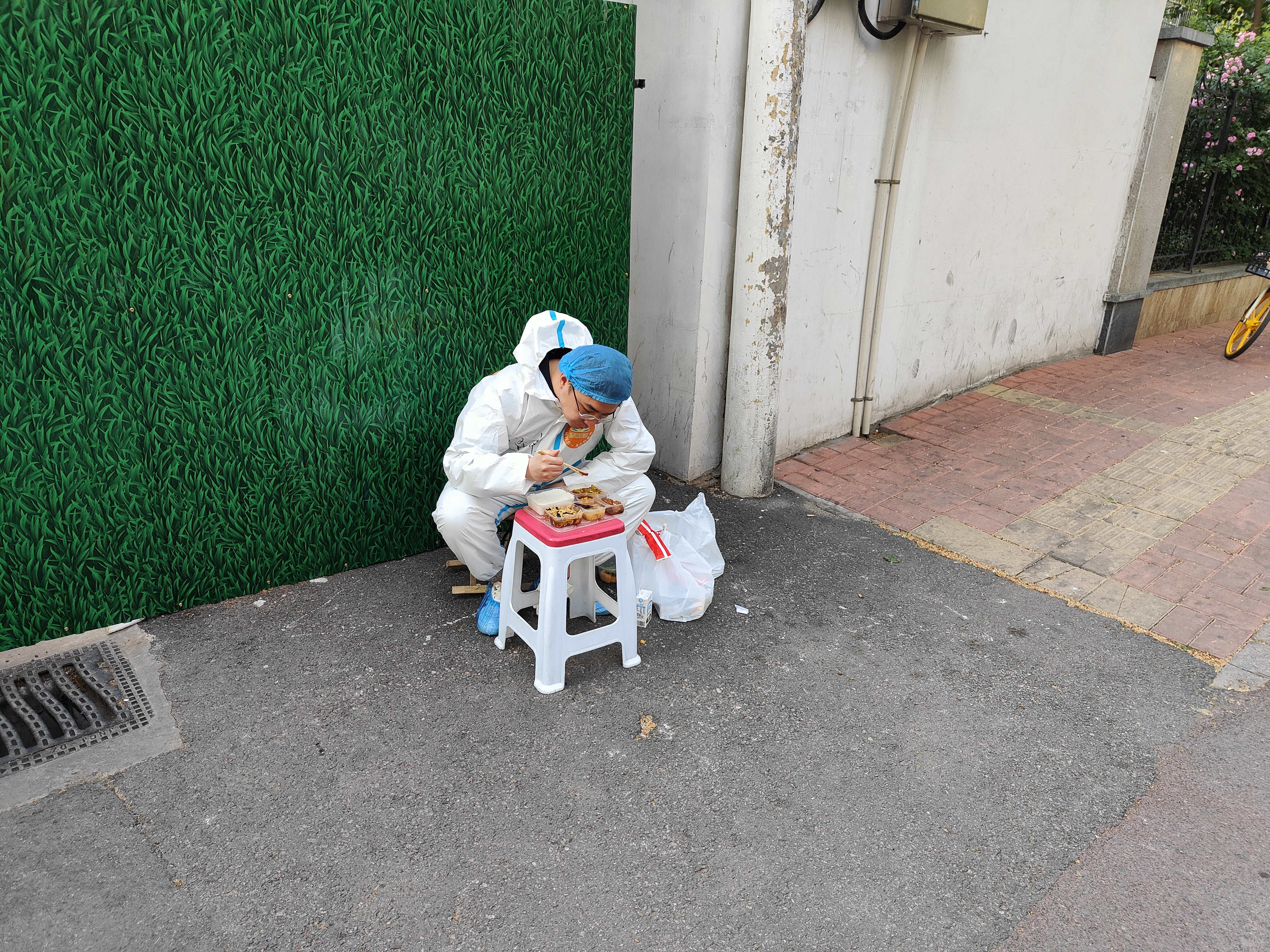 鉴黑担保网(jhdbw)·最具权威唯一维权担保平台