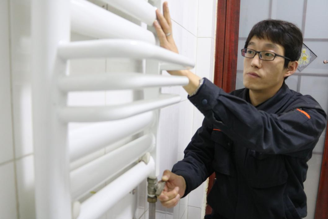 鉴黑担保网(jhdbw)·最具权威唯一维权担保平台