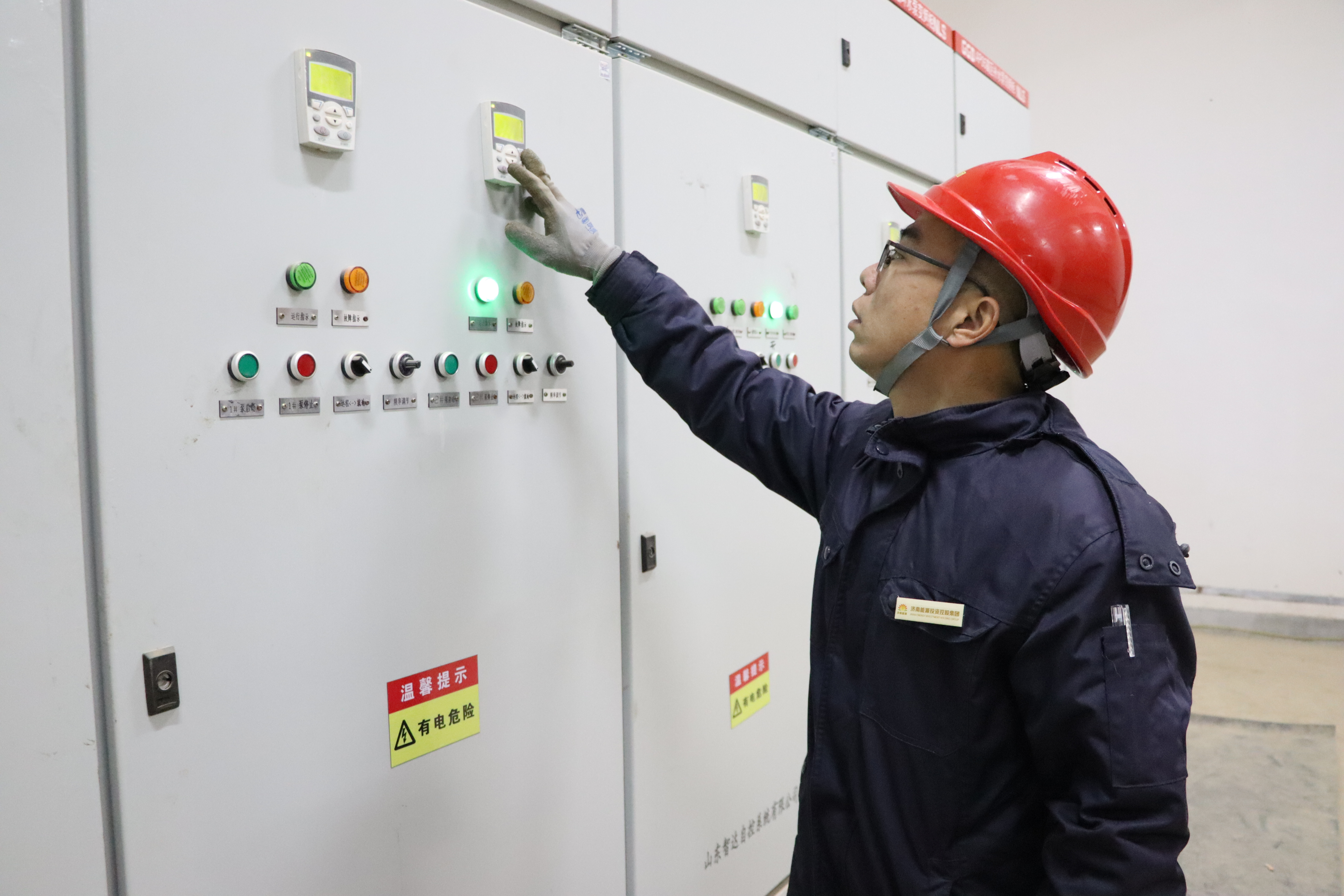 鉴黑担保网(jhdbw)·最具权威唯一维权担保平台