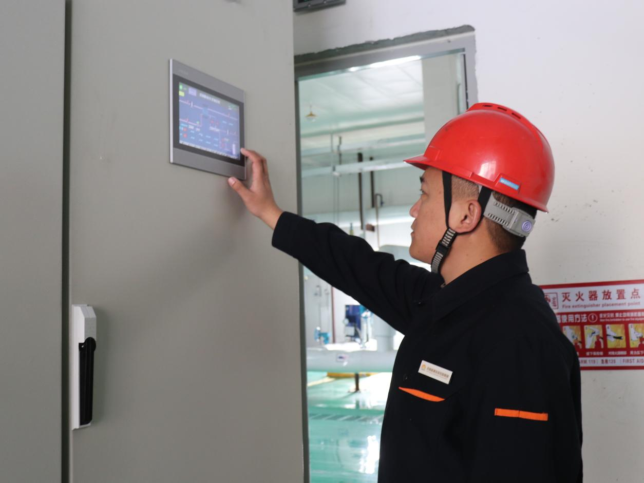 鉴黑担保网(jhdbw)·最具权威唯一维权担保平台