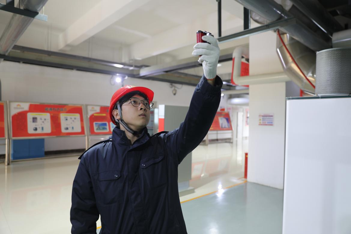 鉴黑担保网(jhdbw)·最具权威唯一维权担保平台