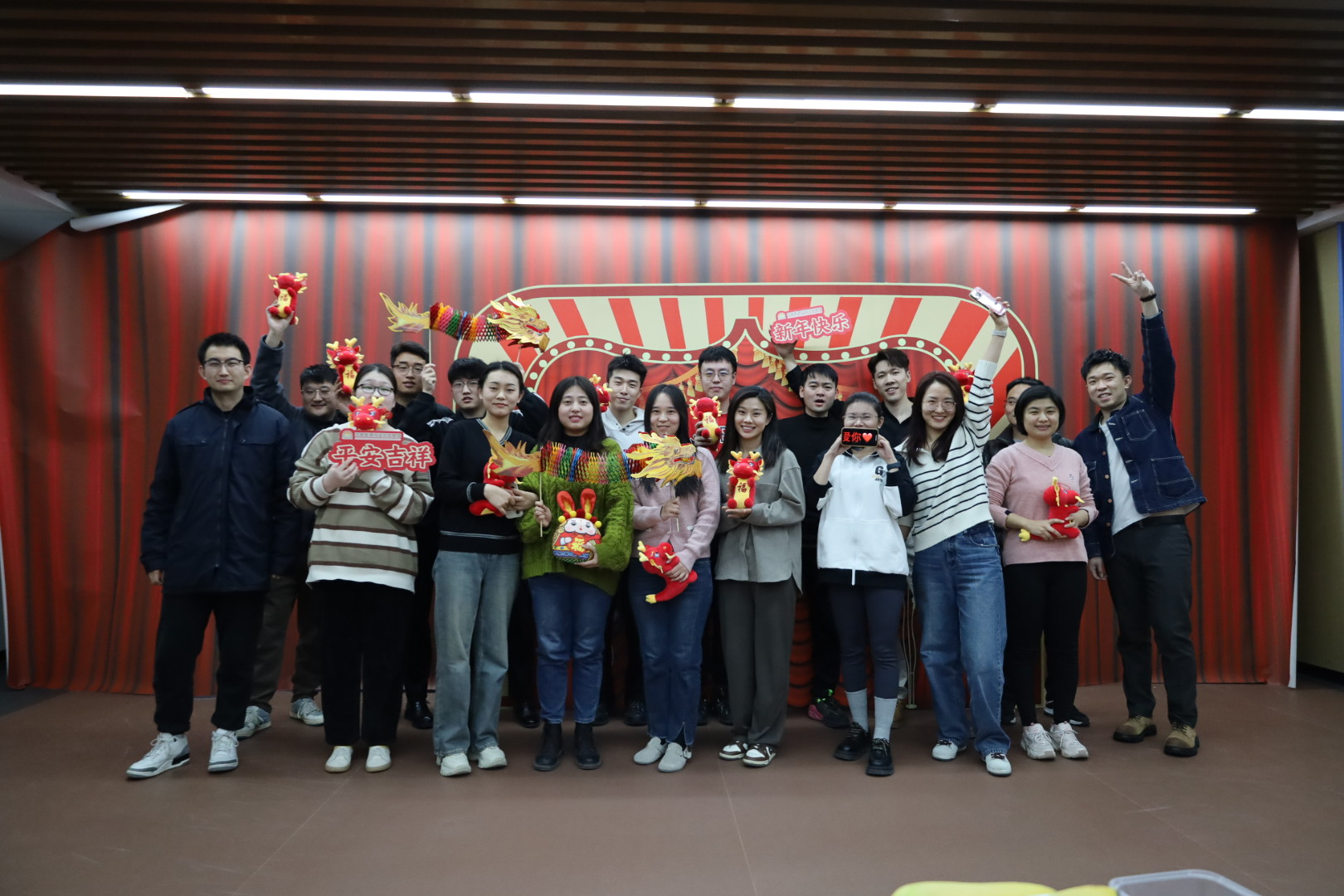 鉴黑担保网(jhdbw)·最具权威唯一维权担保平台