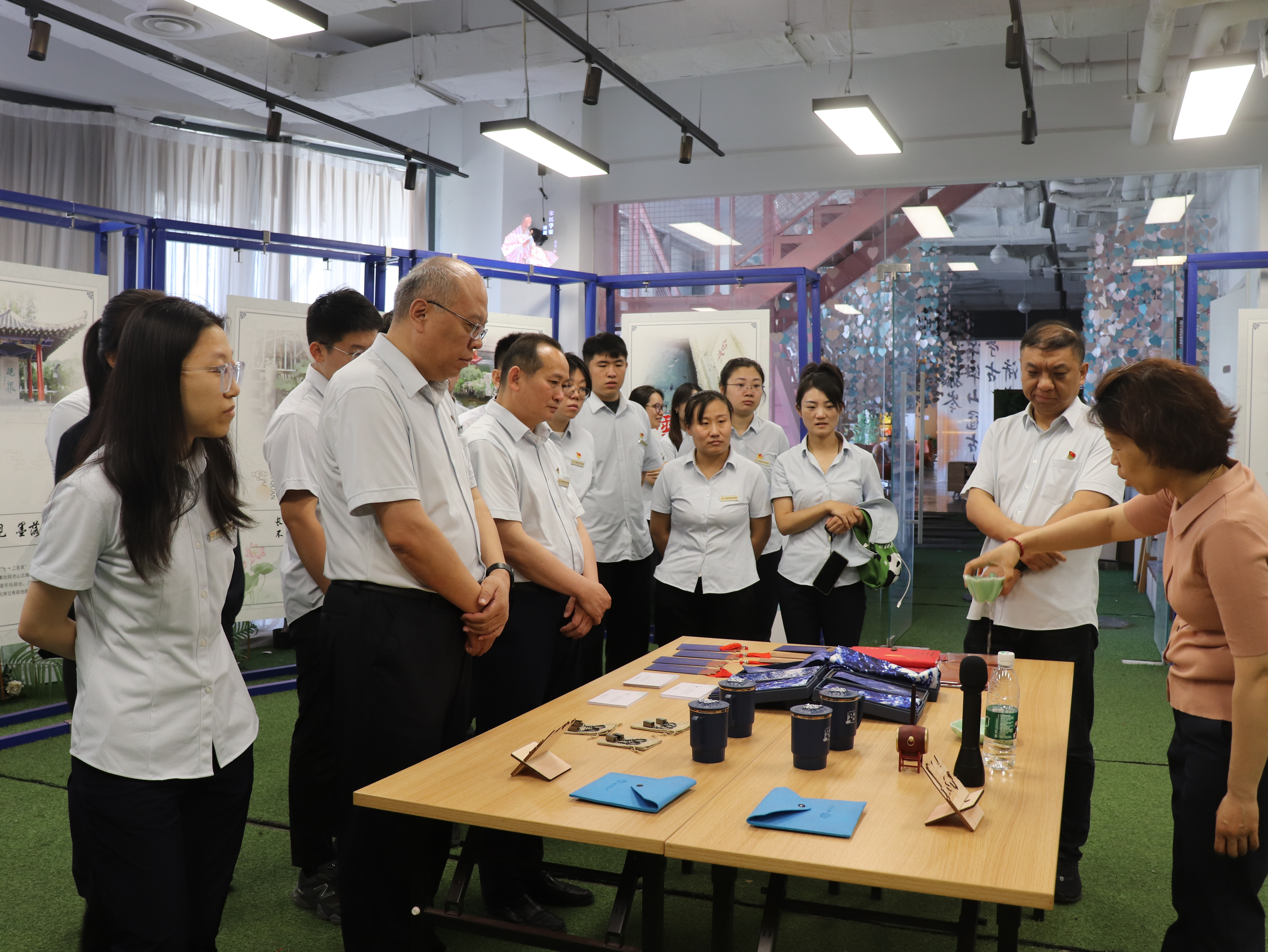 鉴黑担保网(jhdbw)·最具权威唯一维权担保平台