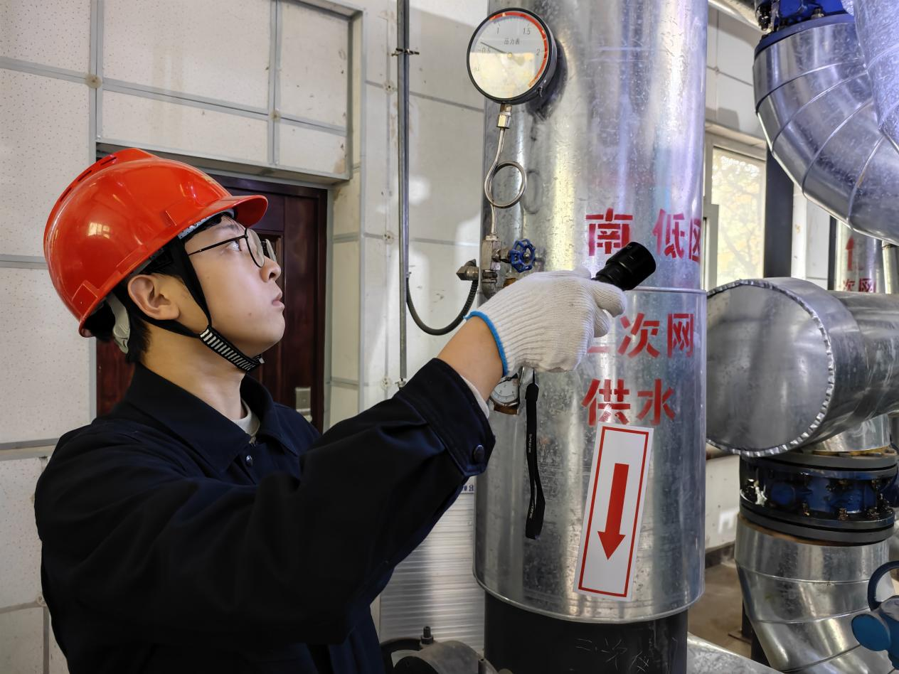 鉴黑担保网(jhdbw)·最具权威唯一维权担保平台