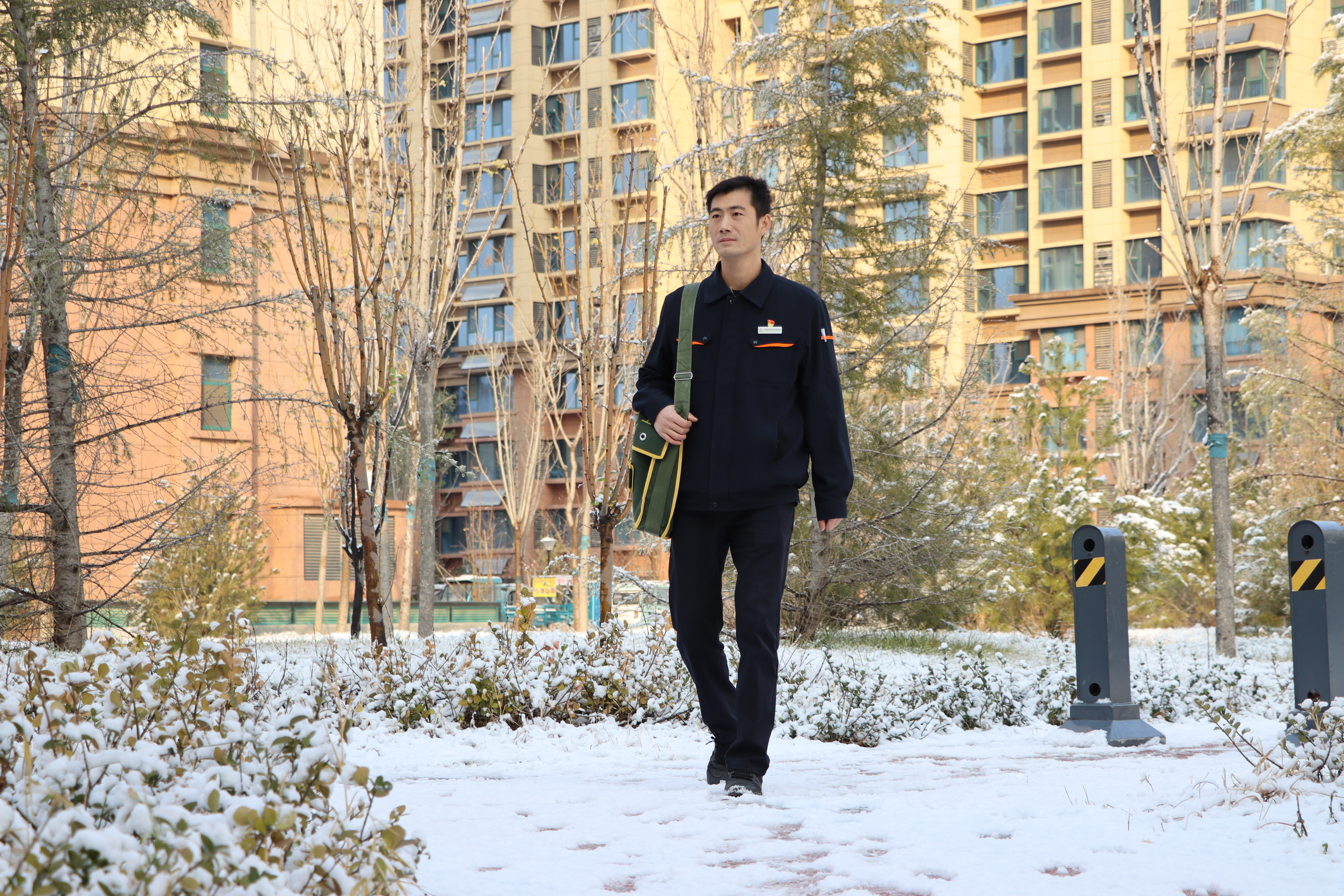 鉴黑担保网(jhdbw)·最具权威唯一维权担保平台