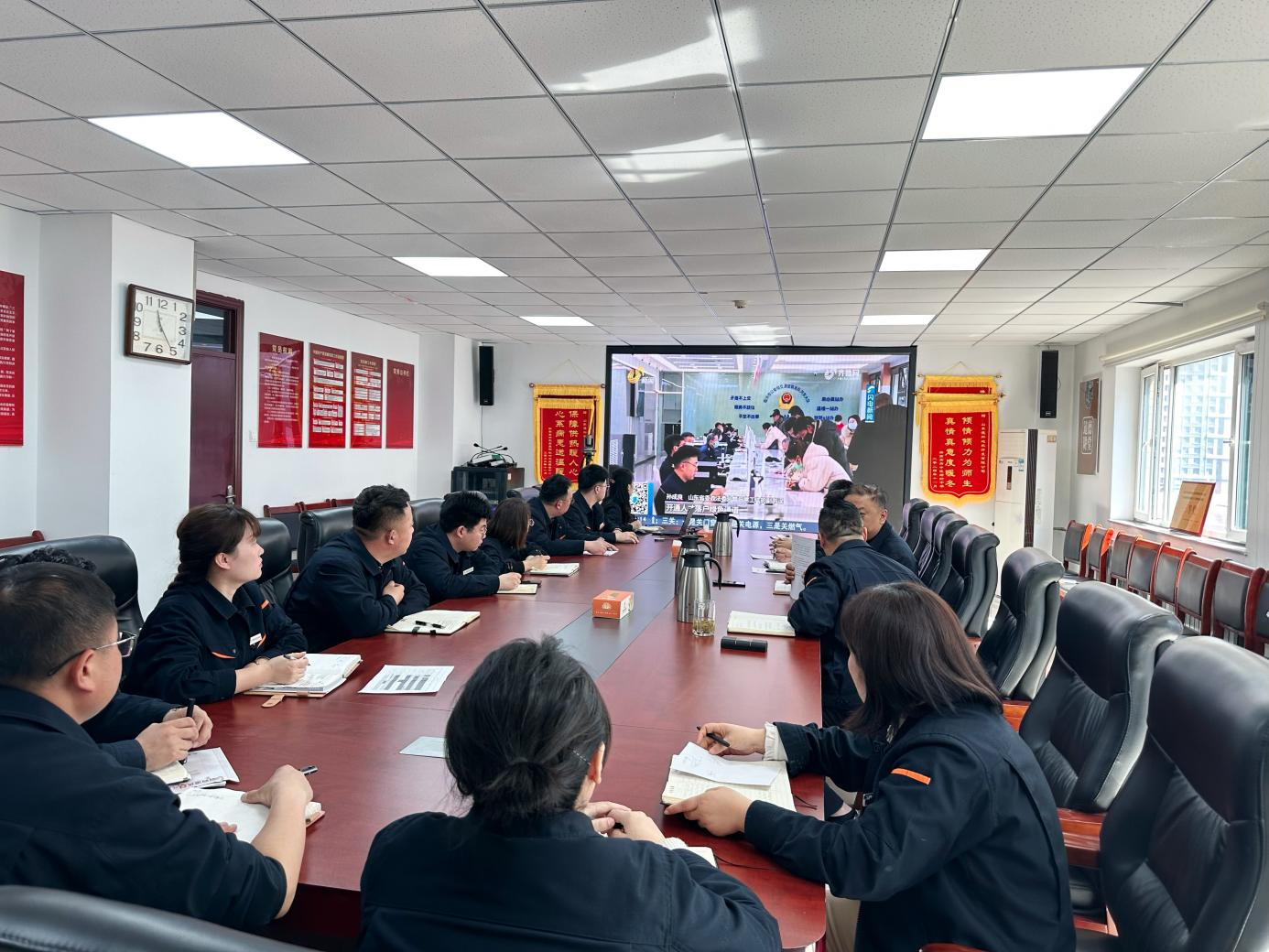 鉴黑担保网(jhdbw)·最具权威唯一维权担保平台