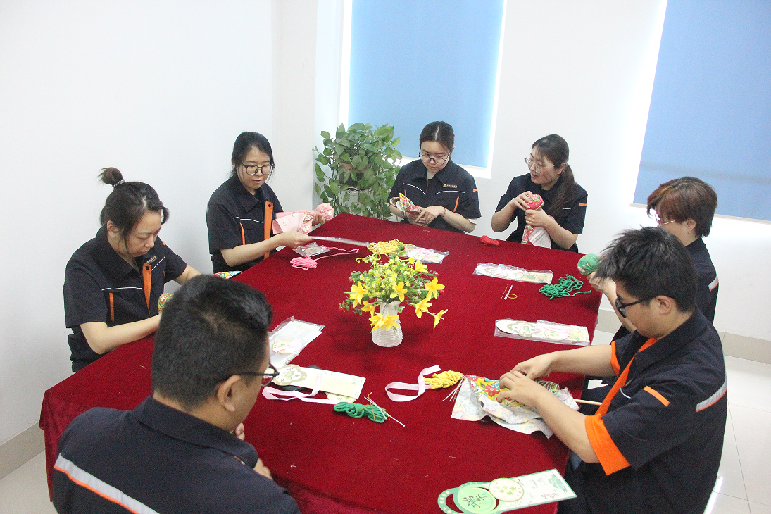 鉴黑担保网(jhdbw)·最具权威唯一维权担保平台