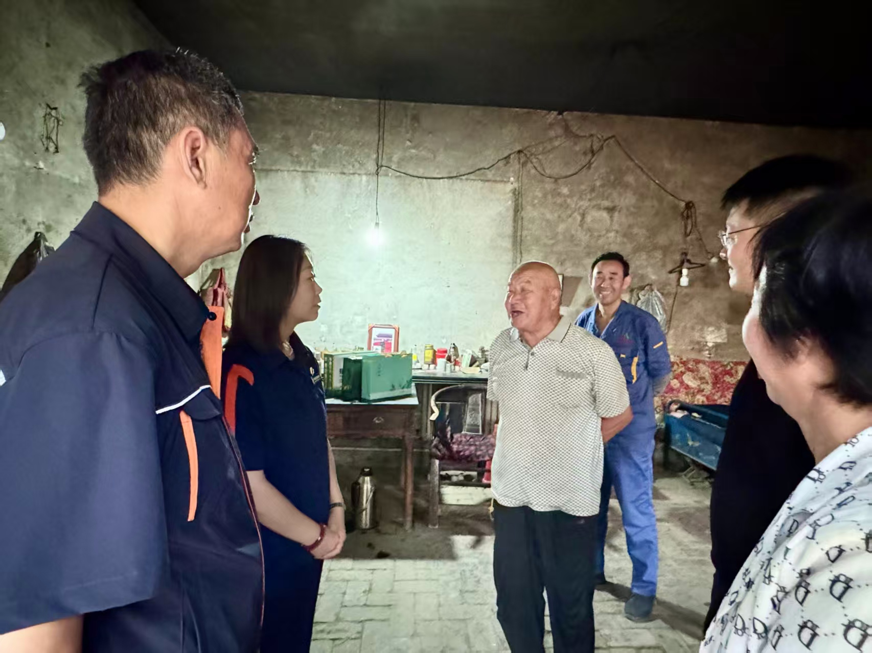 鉴黑担保网(jhdbw)·最具权威唯一维权担保平台