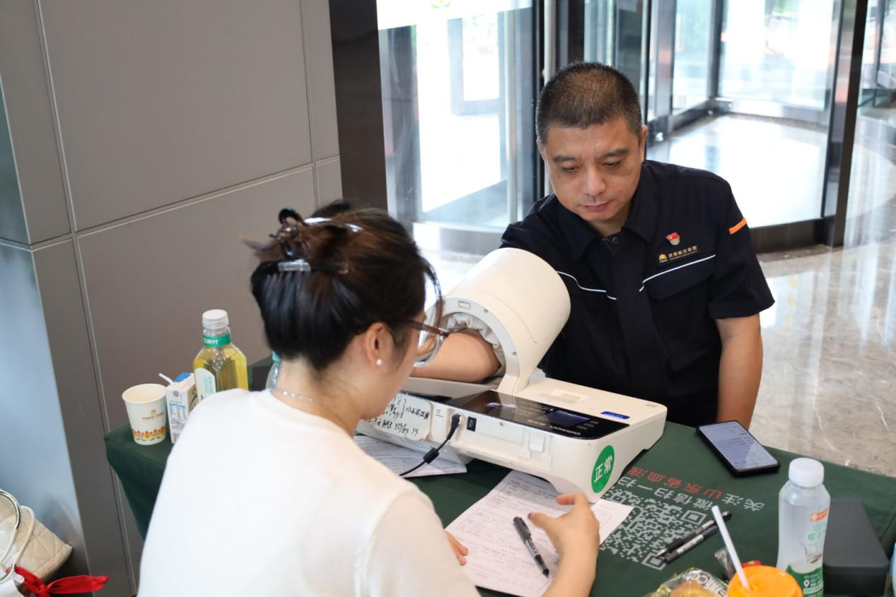 鉴黑担保网(jhdbw)·最具权威唯一维权担保平台