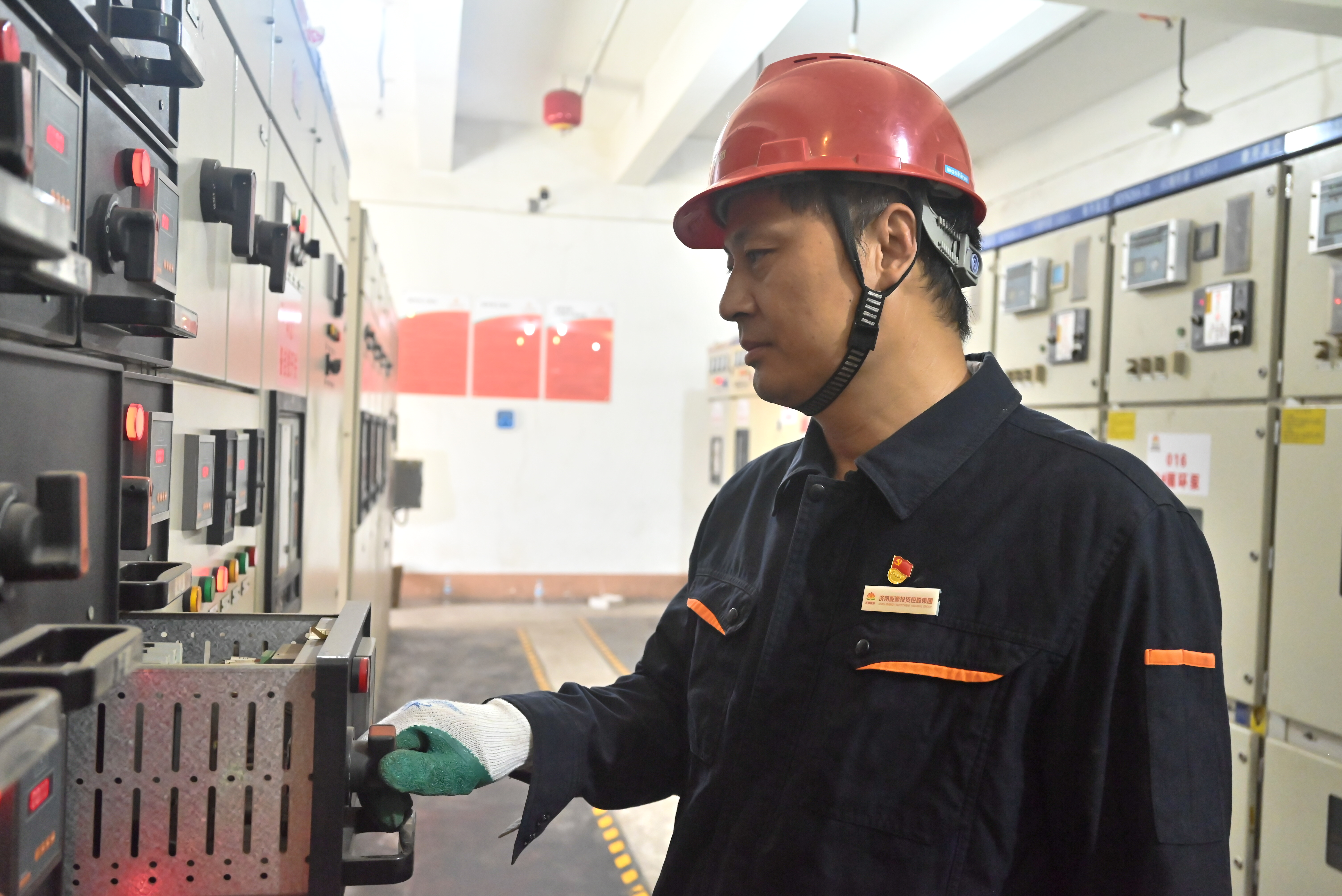 鉴黑担保网(jhdbw)·最具权威唯一维权担保平台